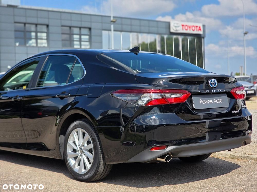 Toyota Camry 2.5 Hybrid Comfort CVT - 19