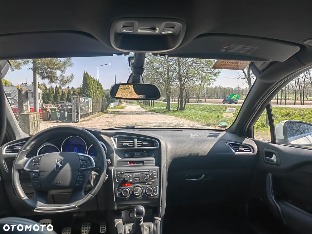 Citroën DS4 BlueHDi 120 Urban Show - 6