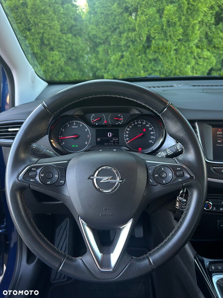 Opel Crossland 1.2 Business Elegance - 17