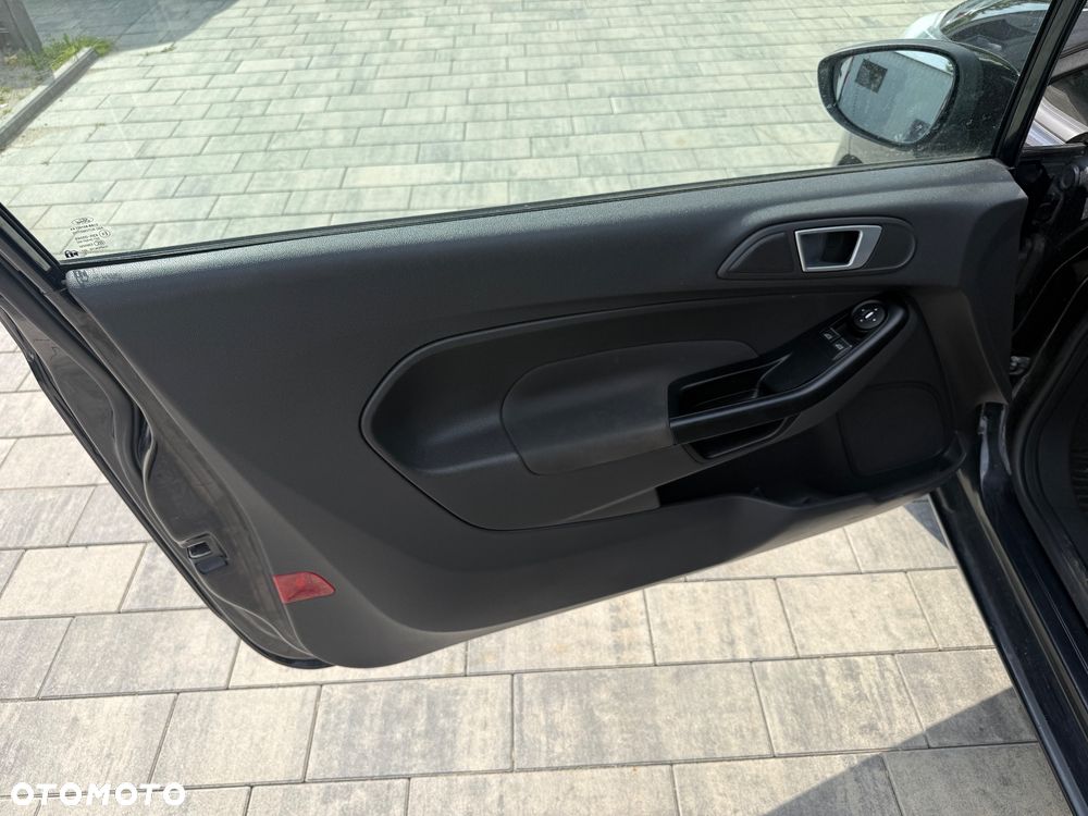 Ford Fiesta 1.25 Titanium - 27