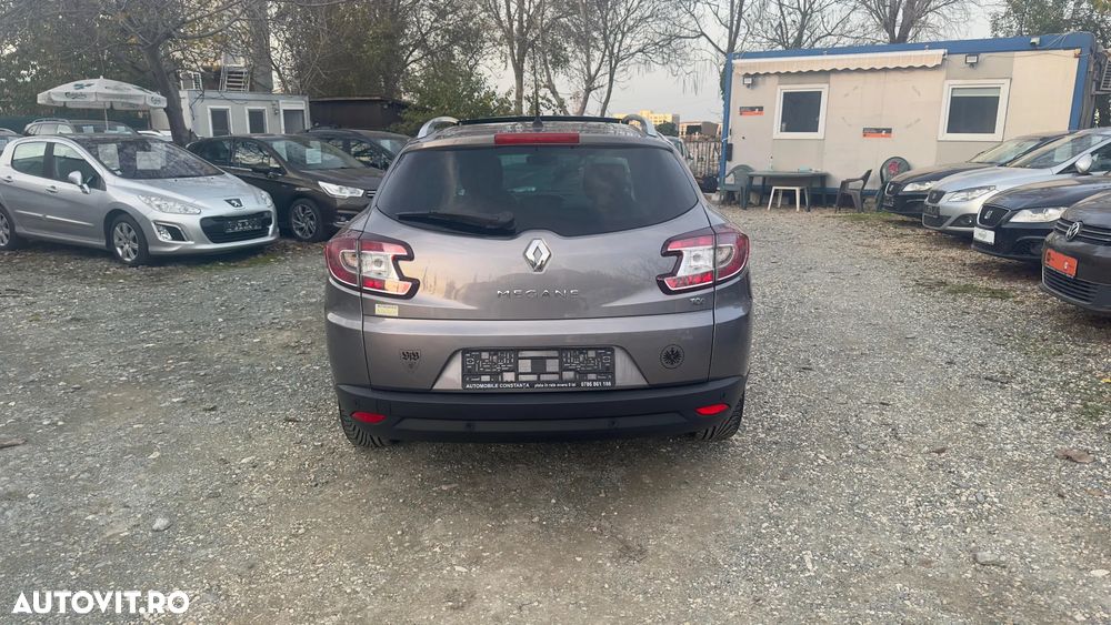 Renault Megane TCe 130 Dynamique - 12