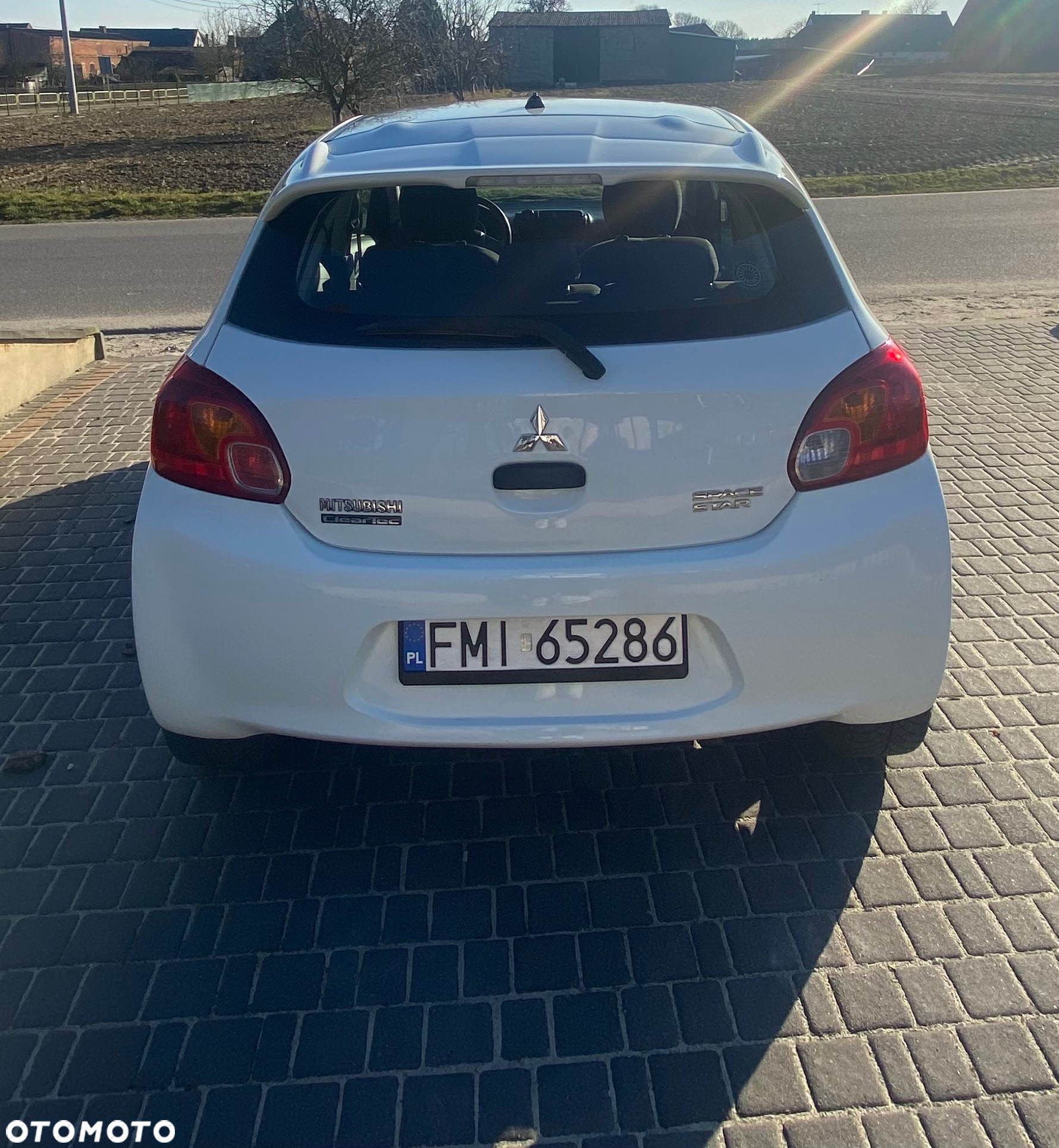 Mitsubishi Space Star 1.0 Inform - 7