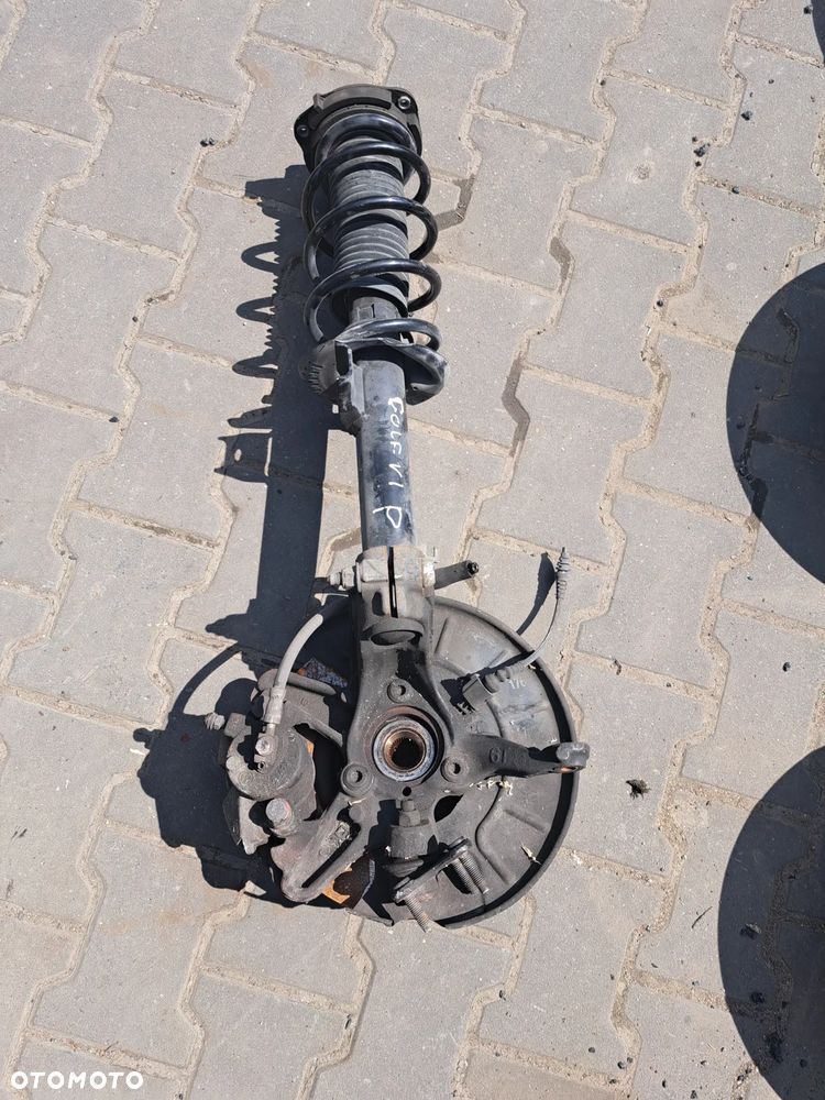 Volkswagen Golf VI zwrotnica  prawa Mc-pherson kopyto noga Audi A3 8P Passat B8 Octavia II - 5