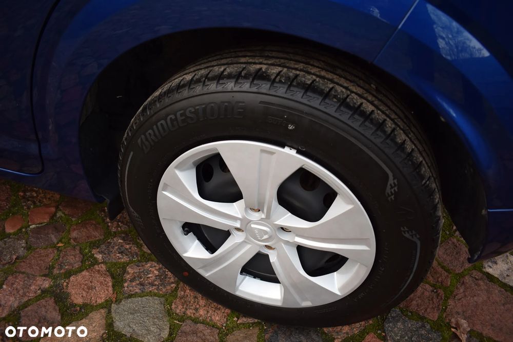 Dacia Sandero - 10