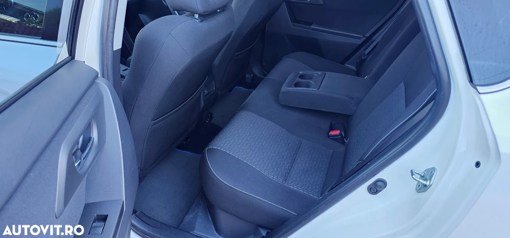 Toyota Auris 1.8 VVT-i Hybrid Automatik Executive - 8