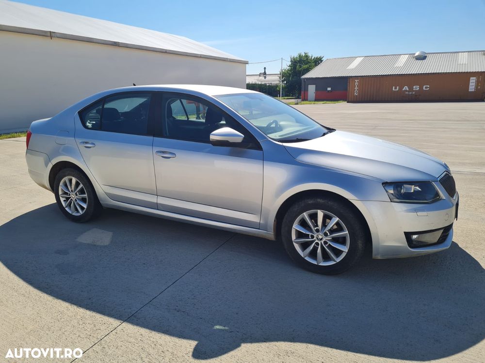 Skoda Octavia 1.6 TDI Ambition - 1
