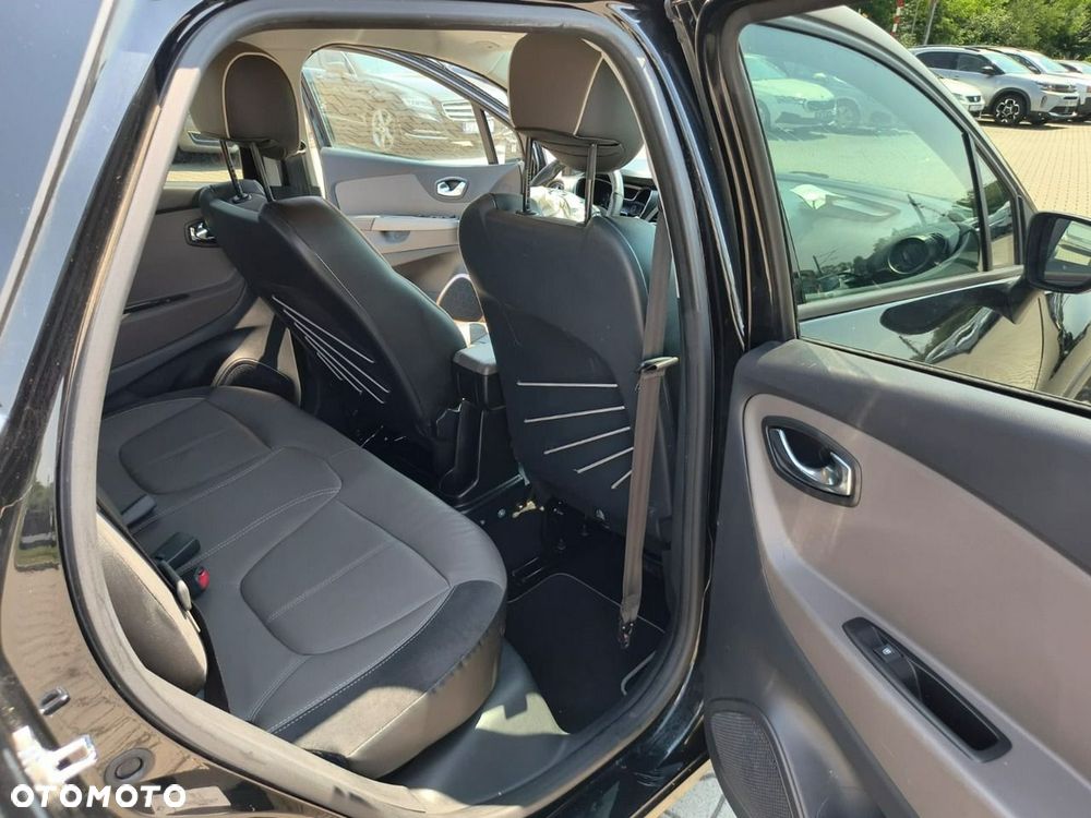 Renault Captur - 15
