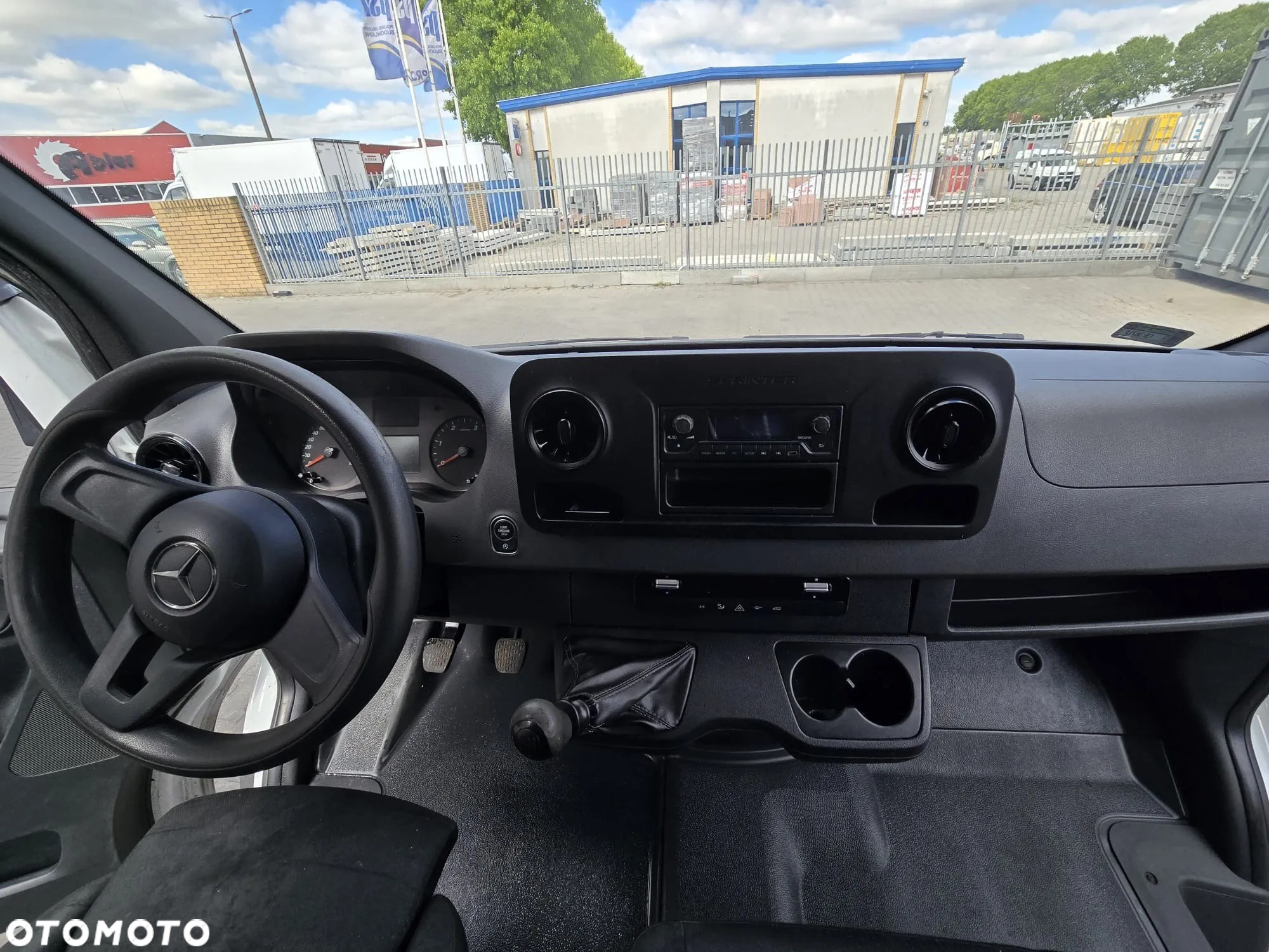 Mercedes-Benz sprinter - 10