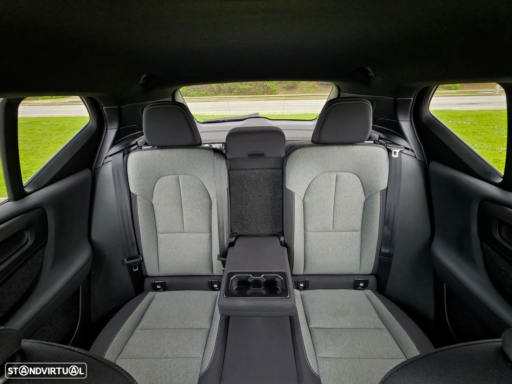 Volvo XC 40 1.5 T2 Plus Dark Auto - 9