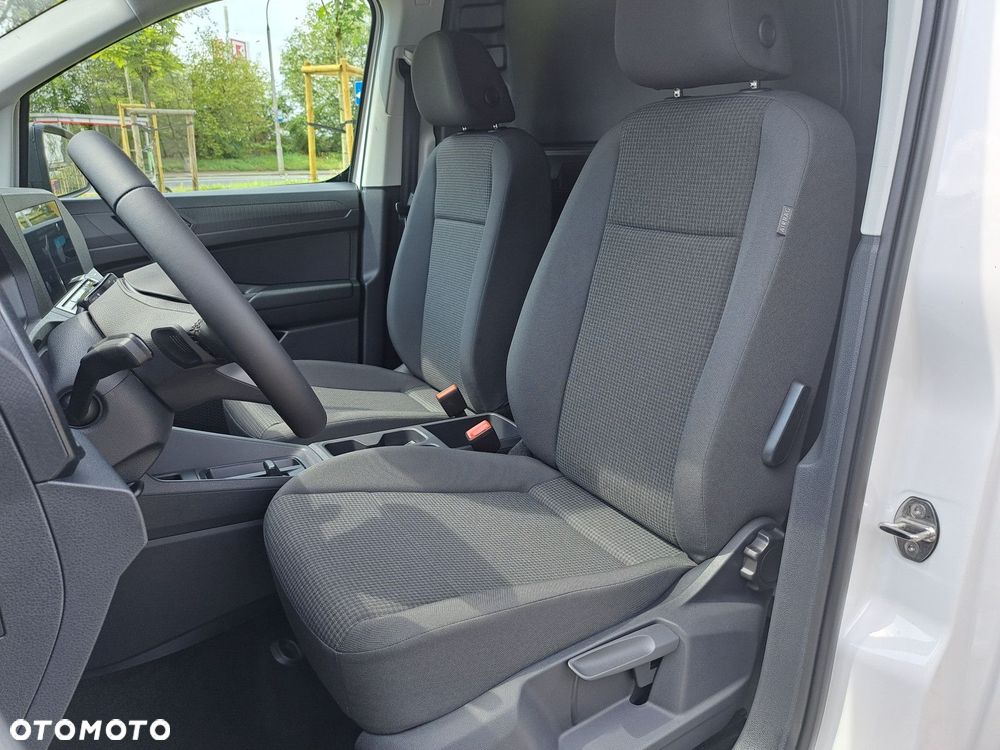 Volkswagen Caddy - 11