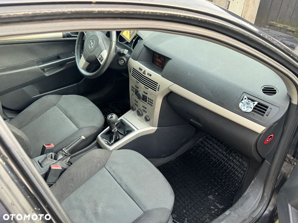 Opel Astra - 10