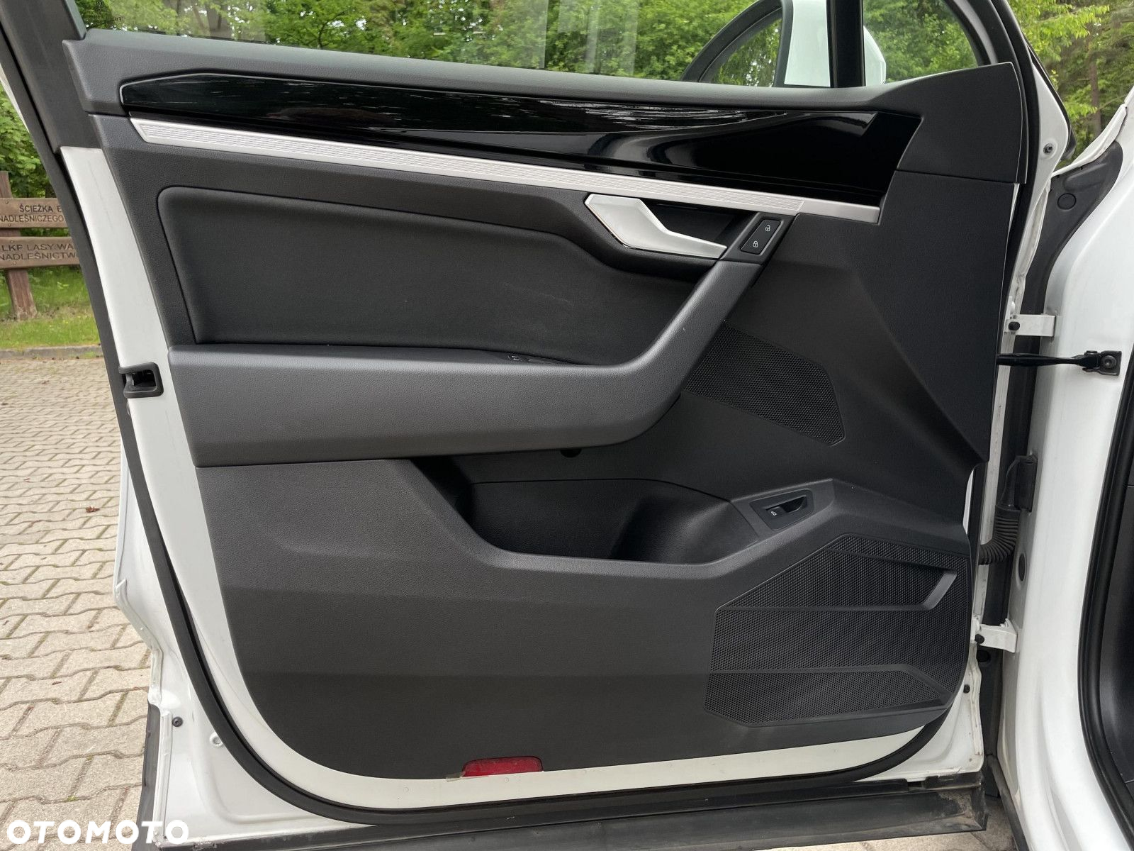 Volkswagen Touareg - 16
