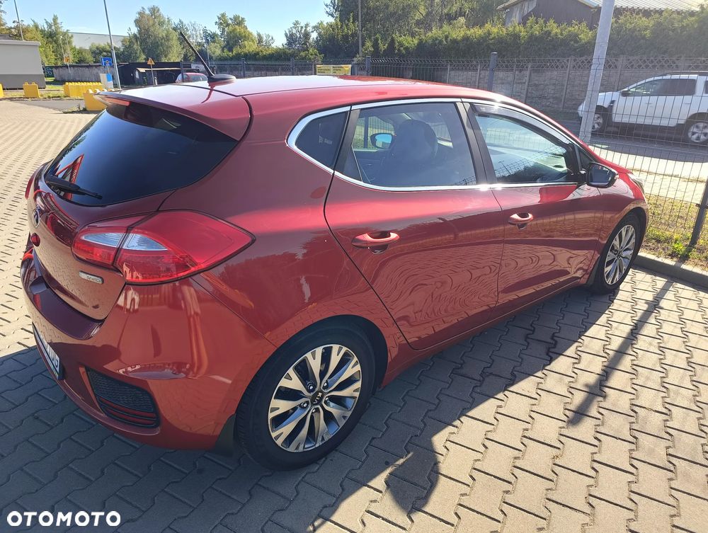 Kia Ceed 1.6 GDI L Business Line - 6