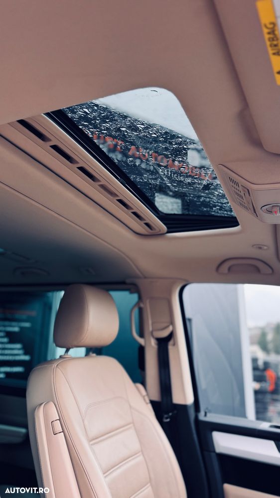 Volkswagen Multivan - 23