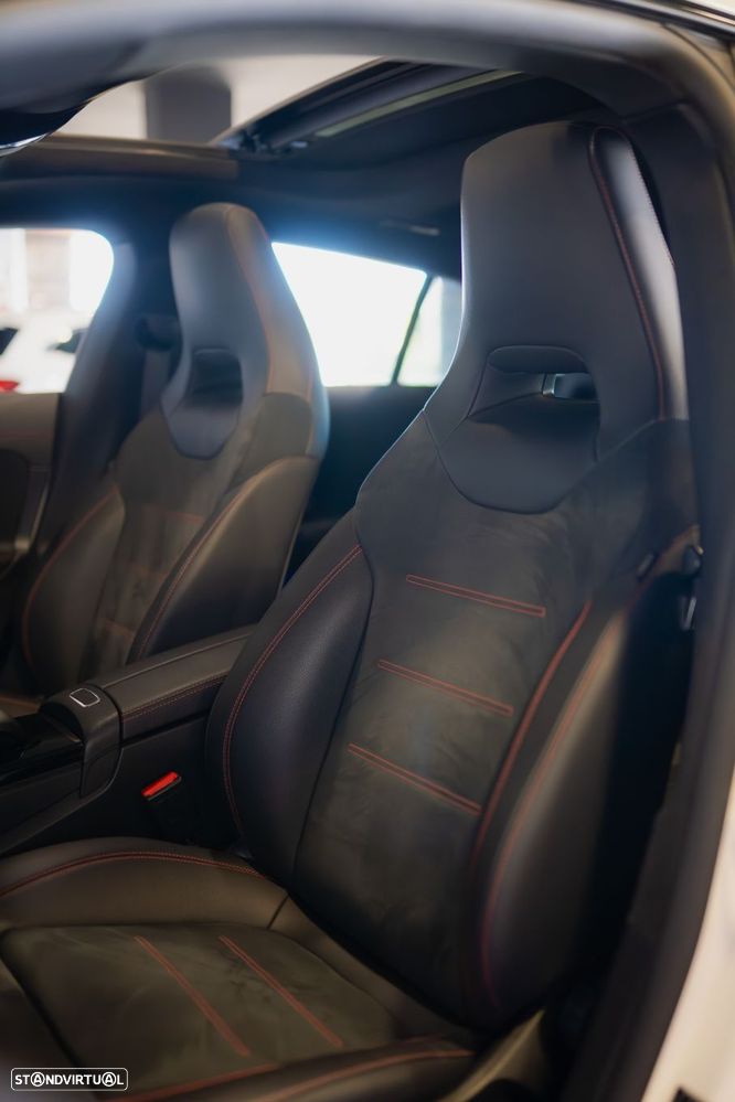 Mercedes-Benz CLA 250 e Shooting Brake AMG Line - 26