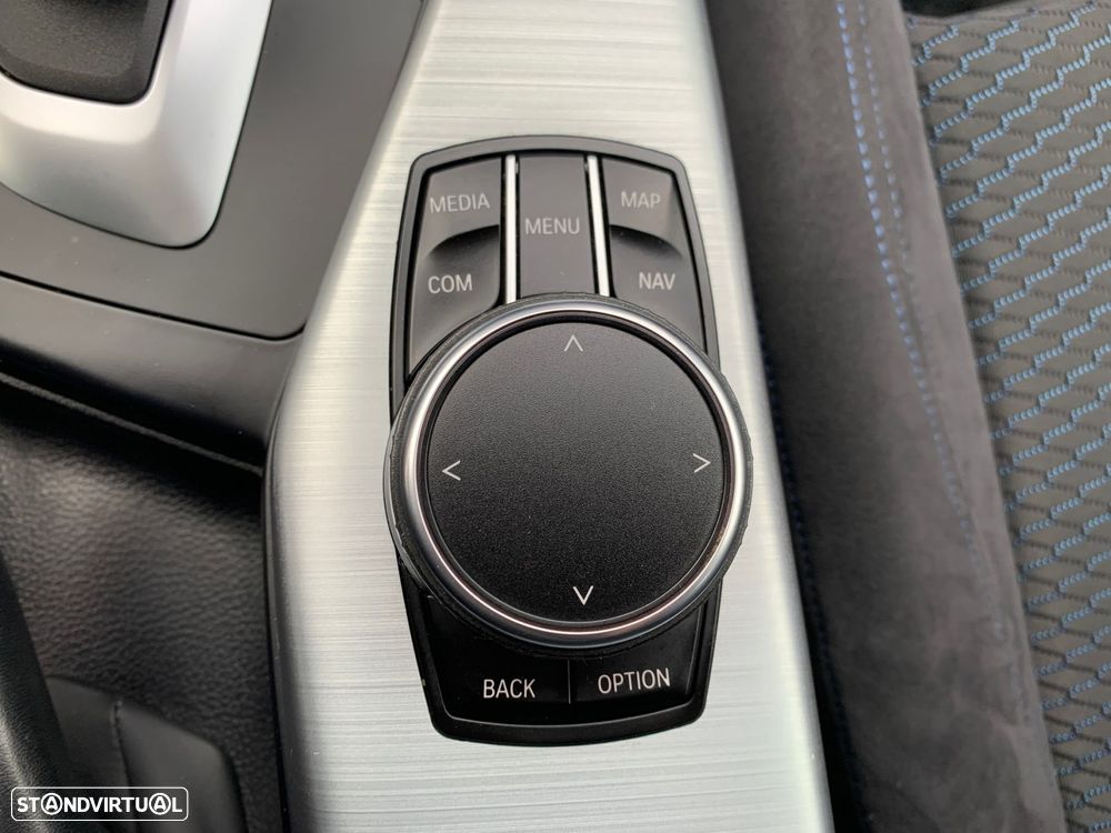 BMW 120 d Pack M Shadow Auto - 34