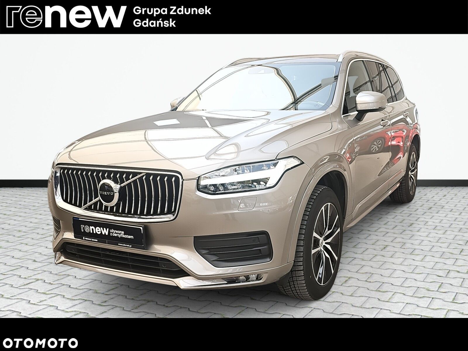 Volvo XC 90 - 1