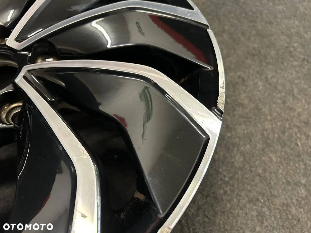 Alufelga VW Golf 8 17 cali 5x112 1szt. 5H0601025D - 4