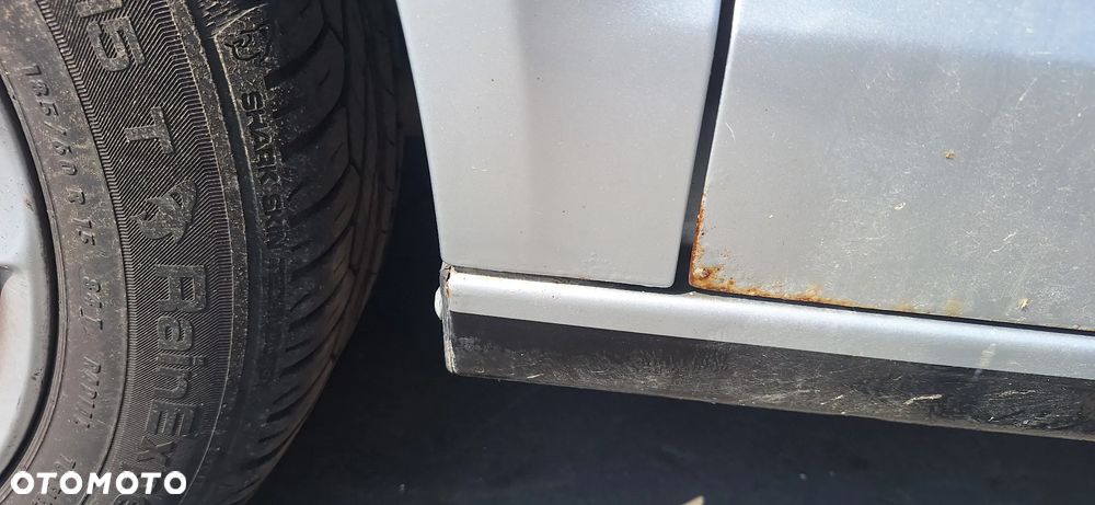 Volkswagen Polo 9N 05- Błotnik Przód Przedni Lewy Kod Lakieru LA7W - 2