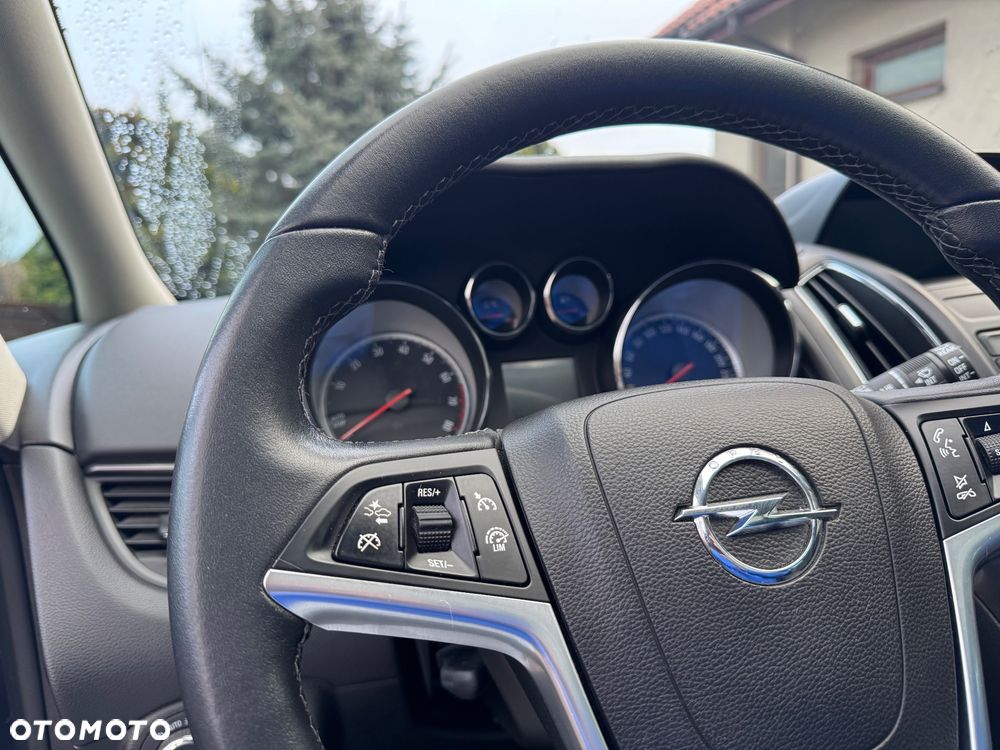 Opel Zafira Tourer 1.4 Turbo ecoFLEX Start/Stop Business Edition - 11