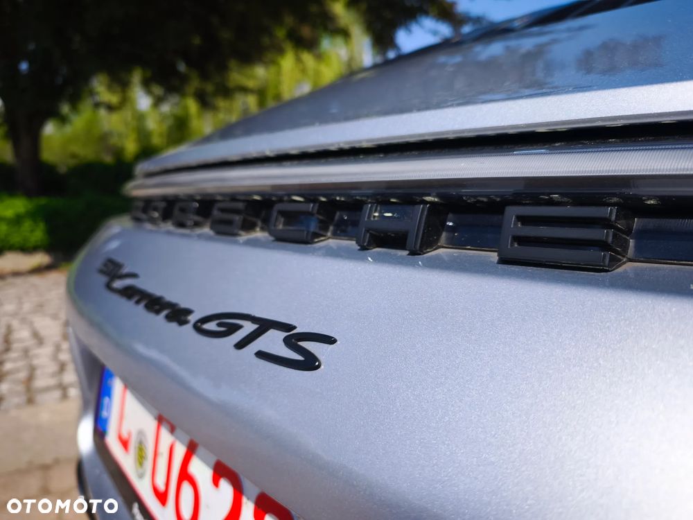 Porsche 911 Carrera GTS PDK - 16