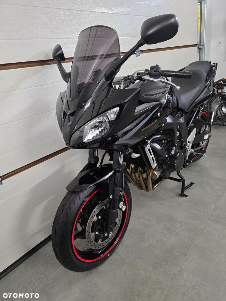 Yamaha FZ6 - 12