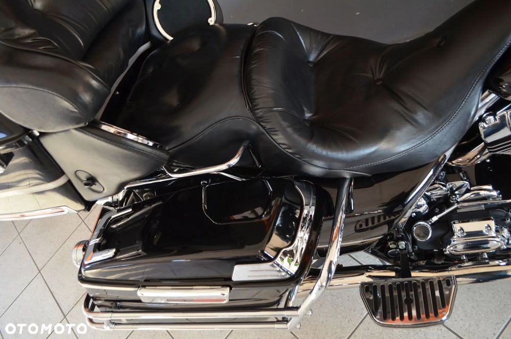 Harley-Davidson FLHT Electra Glide Standard - 16