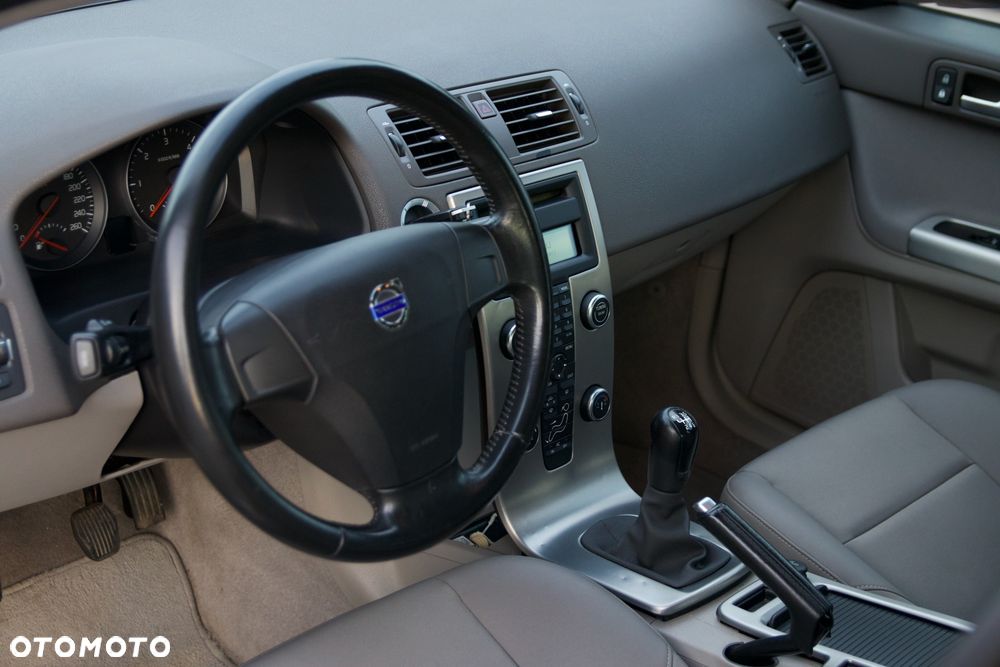 Volvo S40 2.0D Kinetic - 3