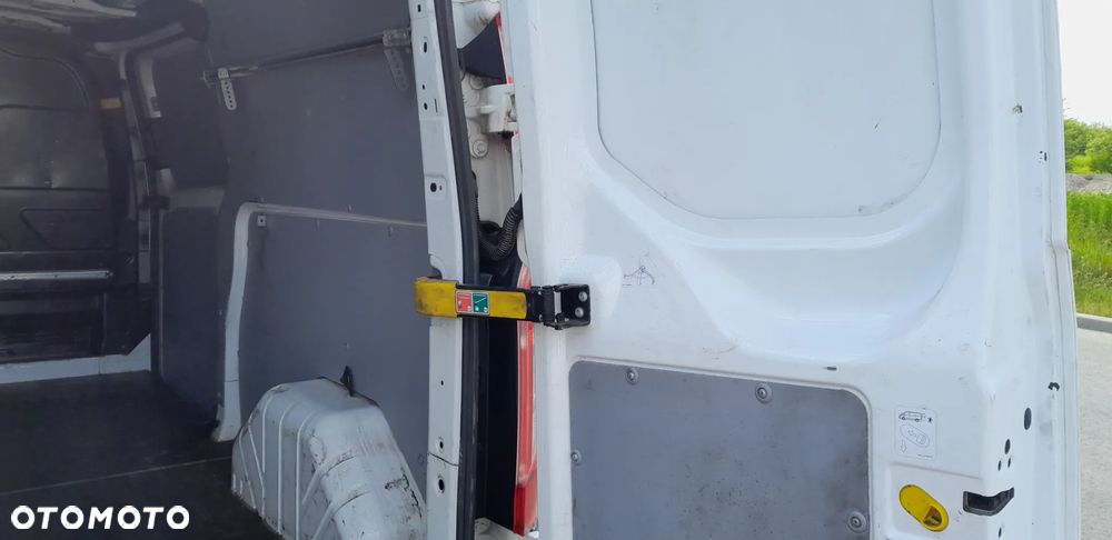 Ford Transit Custom - 8