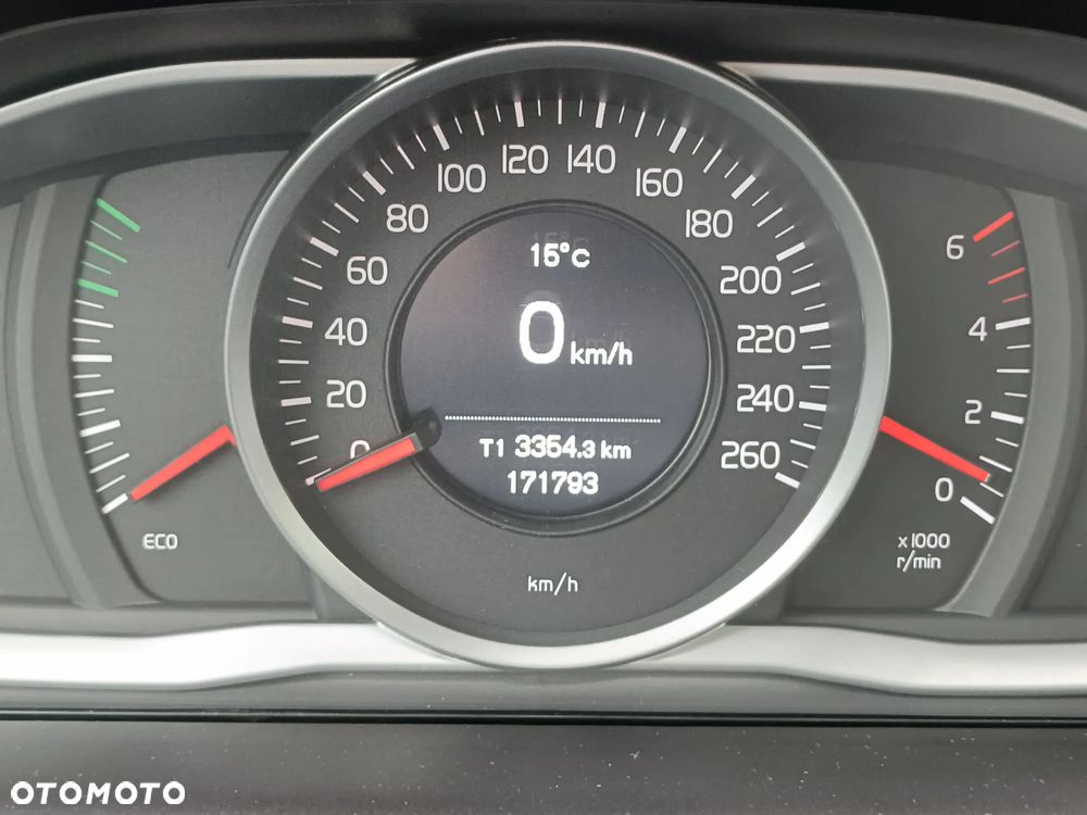 Volvo XC 60 D4 AWD Momentum - 18