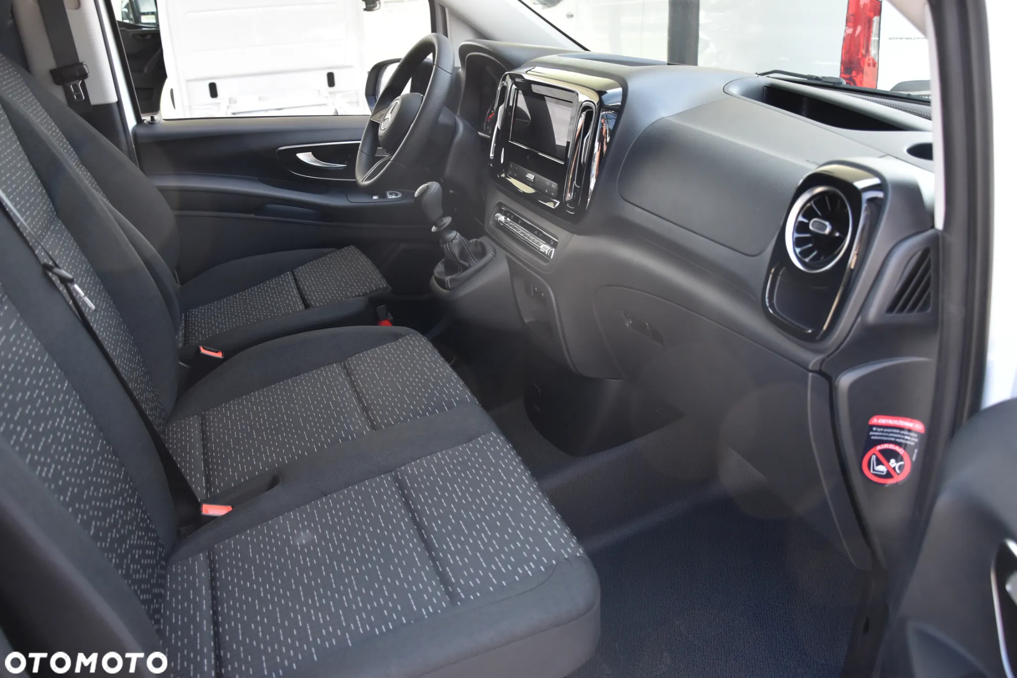 Mercedes-Benz Vito - 11