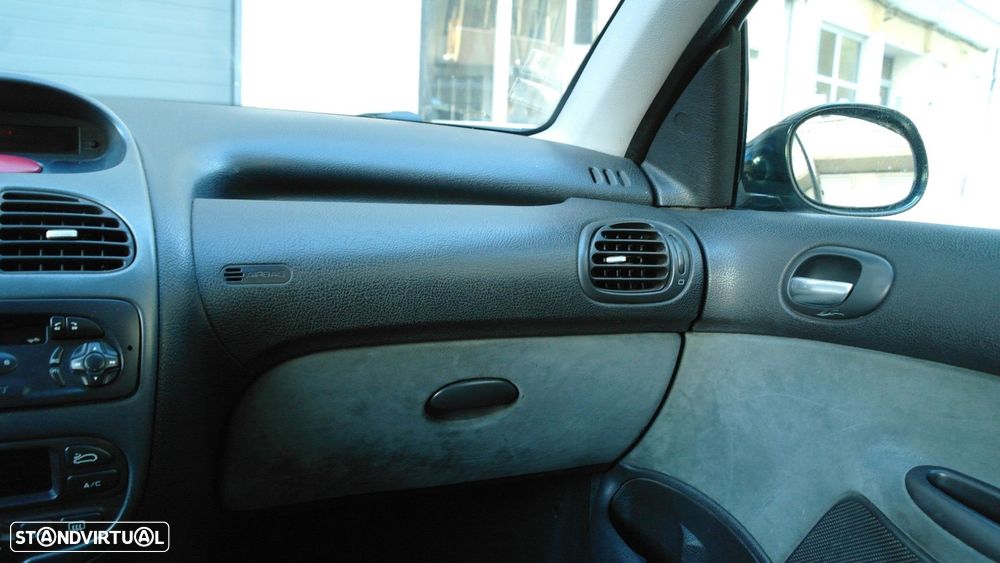 Peugeot 206 1.6 GTi - 25