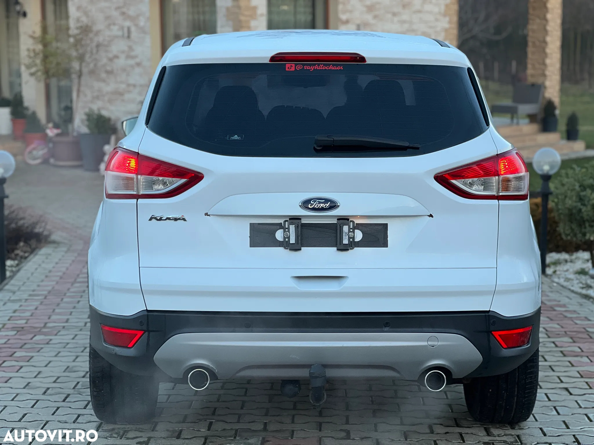 Ford Kuga 2.0 TDCi 2WD ST-Line - 10