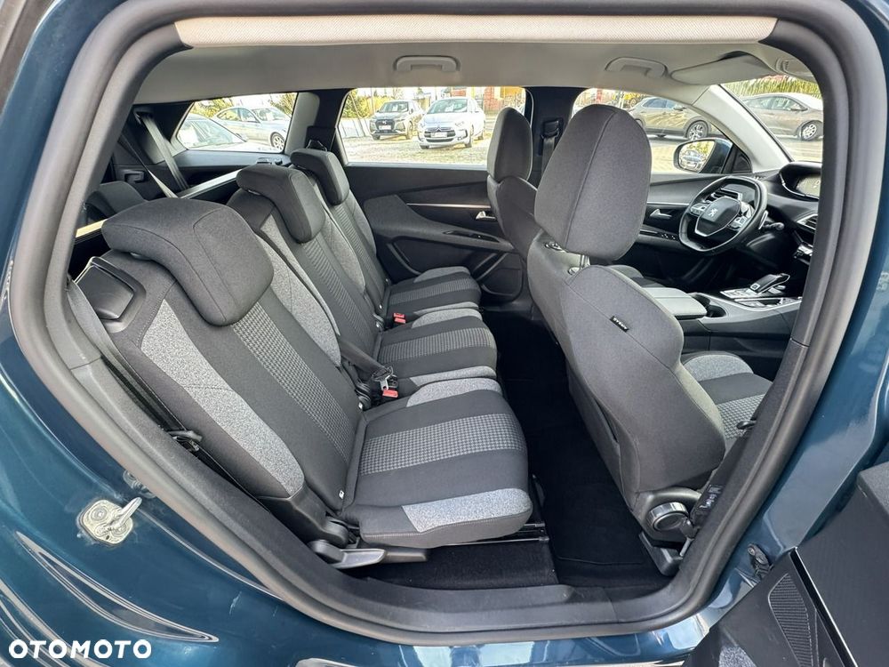 Peugeot 5008 - 20