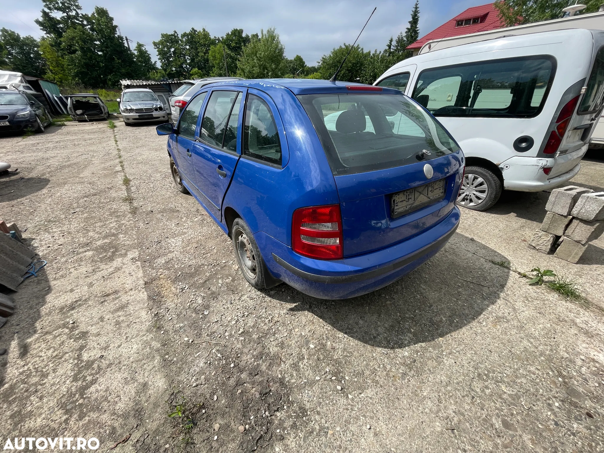 Dezmembrez Skoda Fabia I Combi (6Y) 1.4Mpi AQW 50kW 68CP Benzina an 2002 - 5