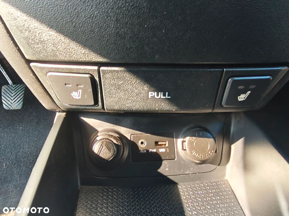 Hyundai i30 1.6 CRDi Classic + - 28