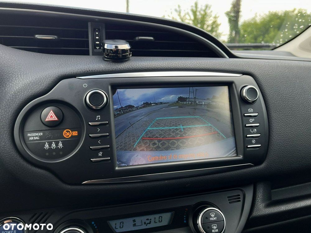 Toyota Yaris - 22