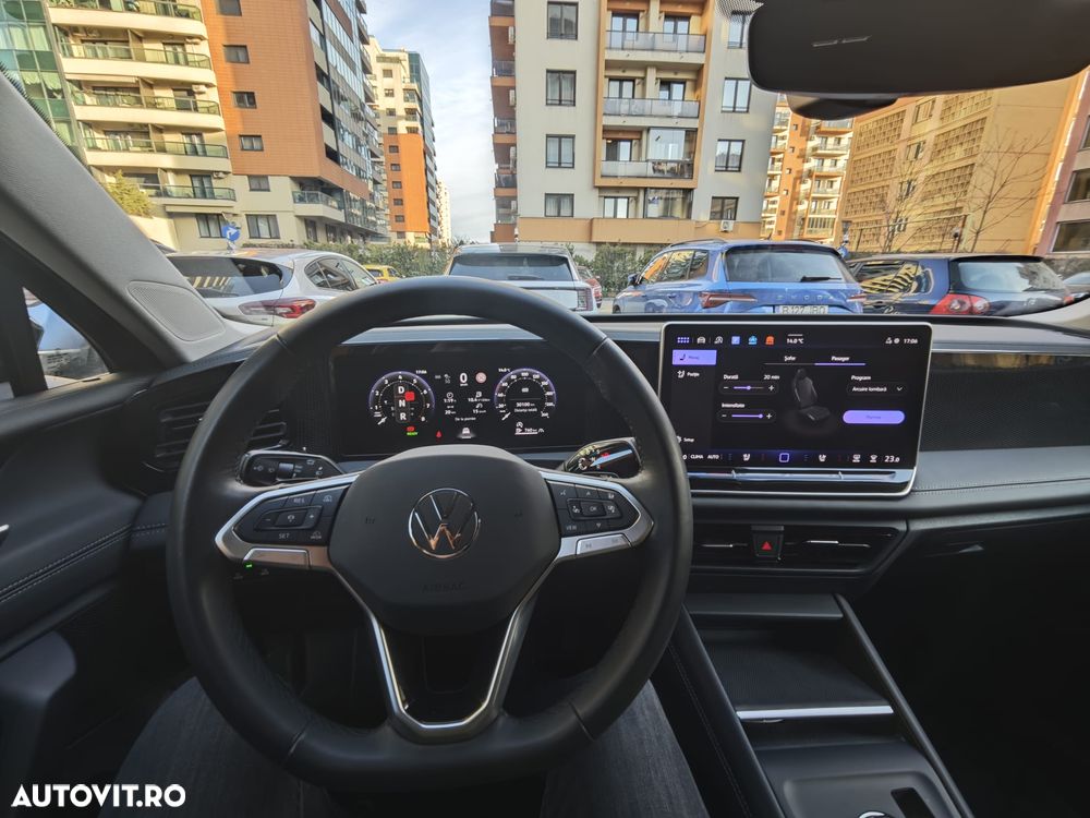 Volkswagen Tiguan - 16