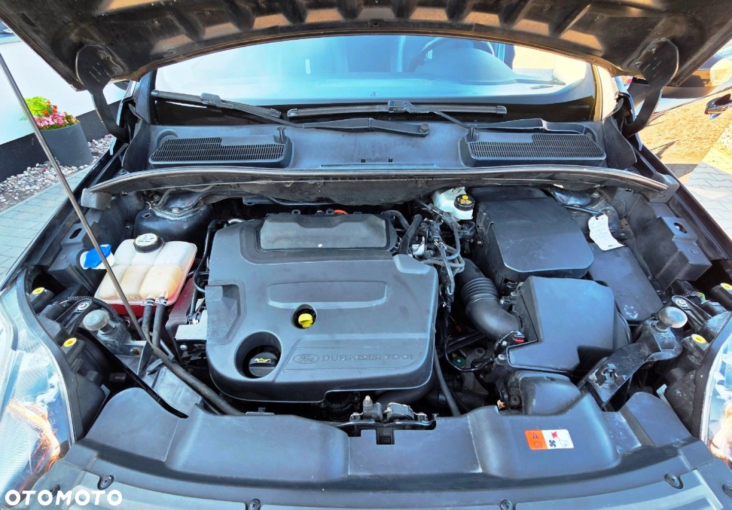 Ford Kuga - 24