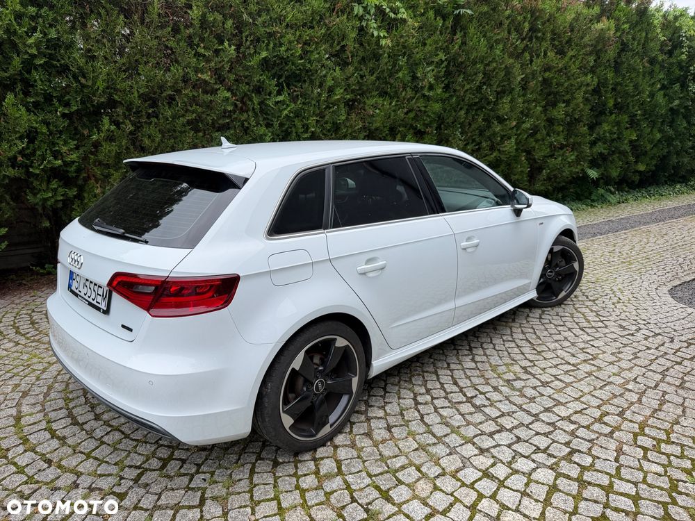 Audi A3 Sportback 2.0 TDI quattro S line Sportpaket - 8