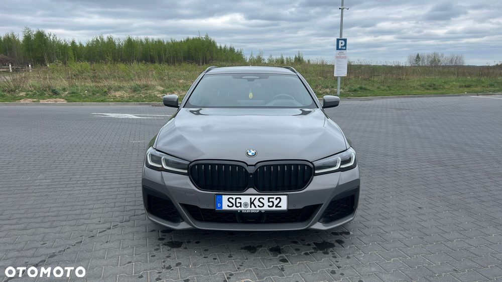 BMW Seria 5 520d M Sport - 1