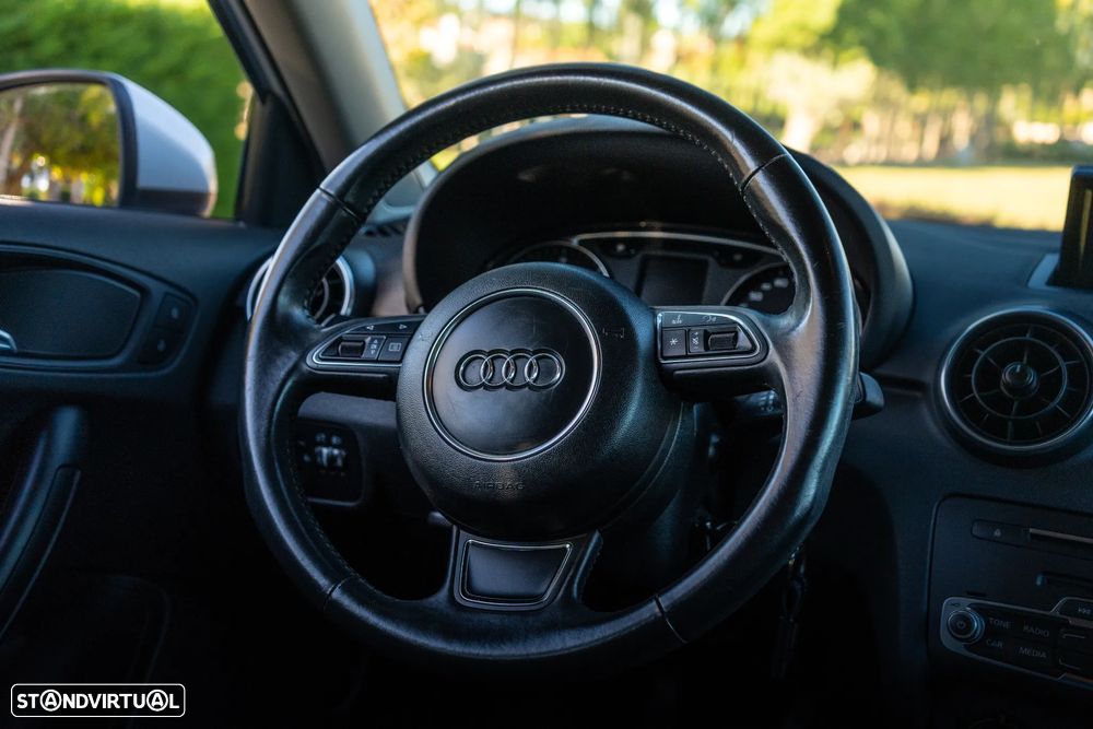 Audi A1 Sportback 1.4 TDI S-line - 33