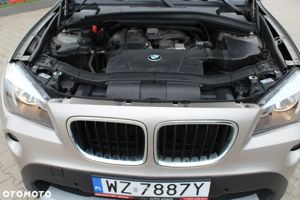 BMW X1 sDrive18i - 32