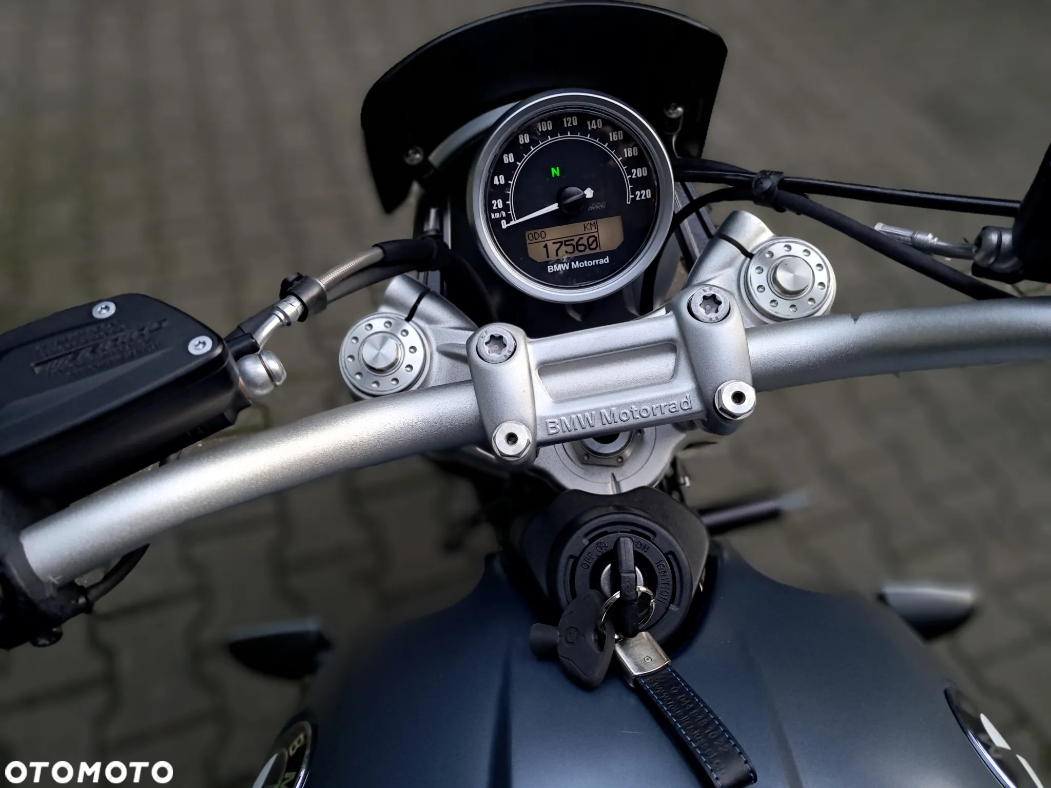 BMW R - 17