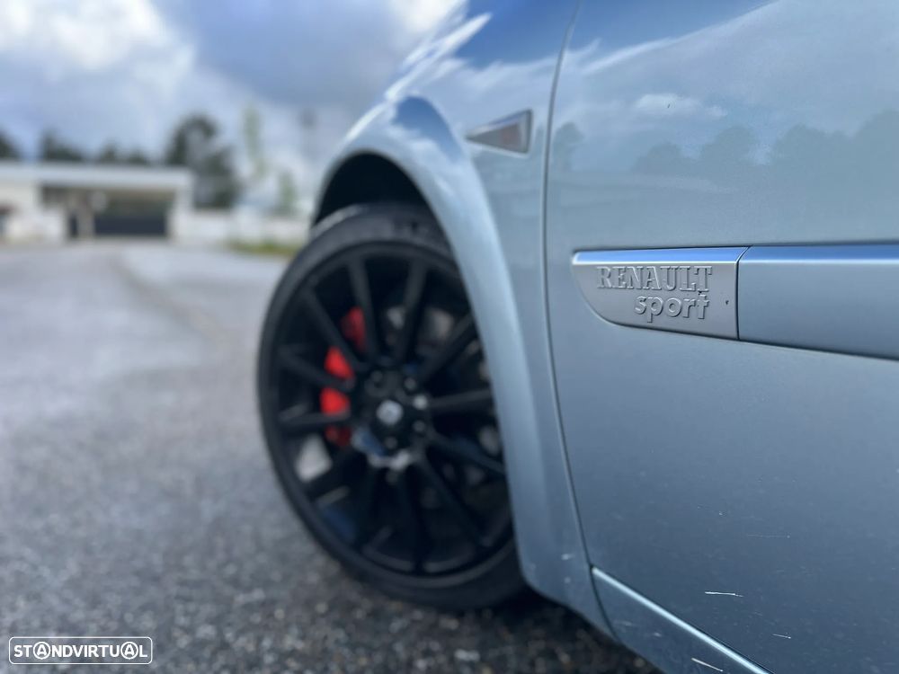 Renault Mégane 2.0 T 16V Sport - 16