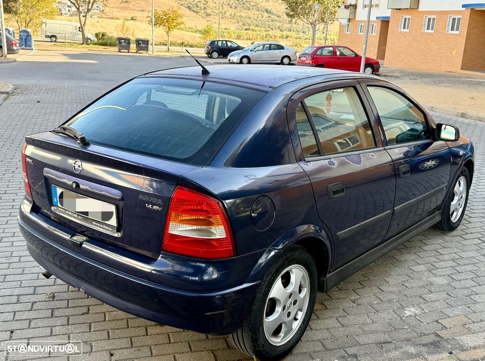 Opel Astra 1.4 Sport - 7