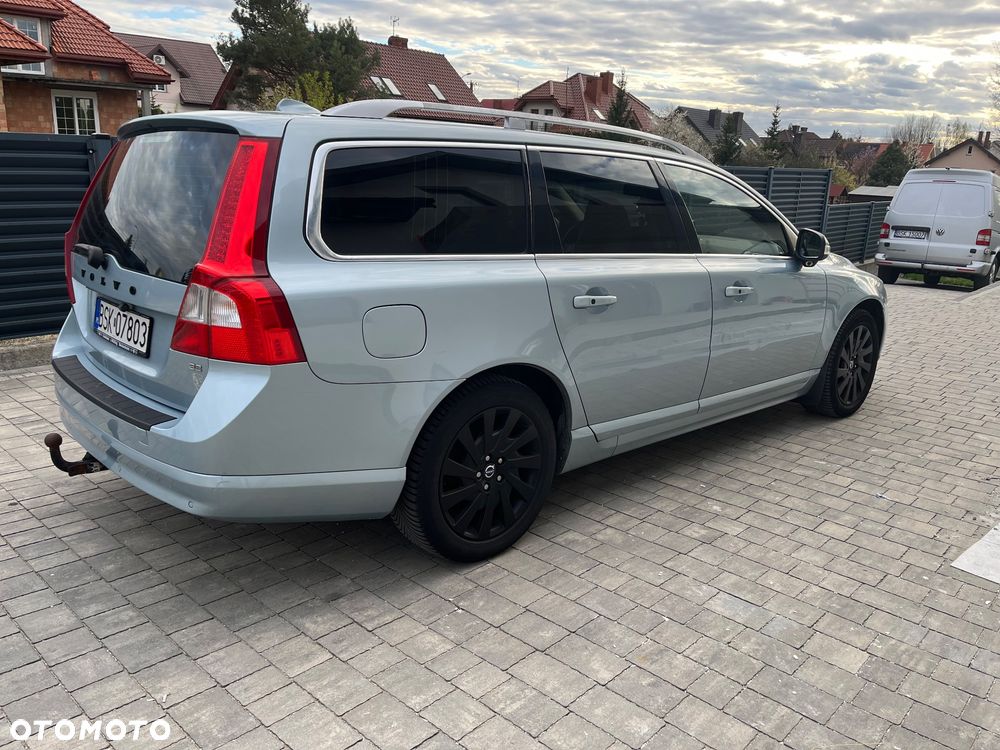 Volvo V70 3.2 Summum - 3