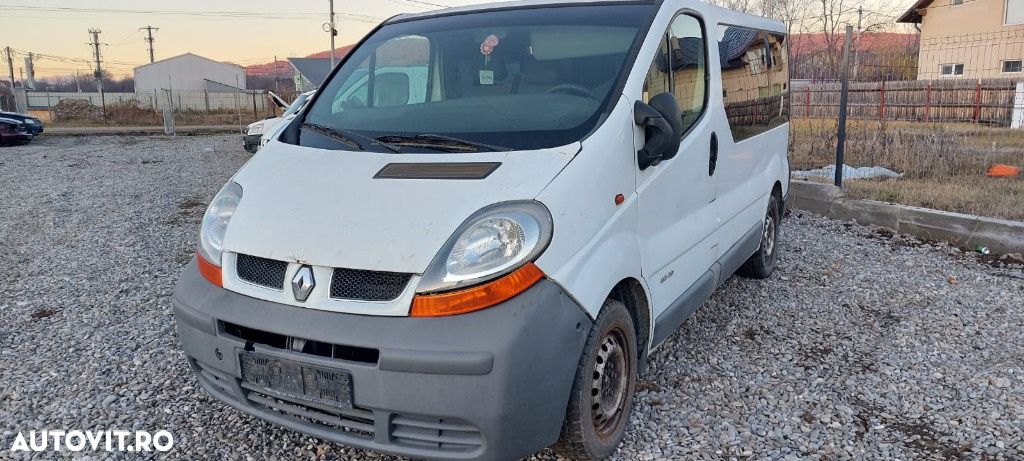 Dezmembrari Renault Trafic 1.9 dci 82 CP 9 locuri - 4