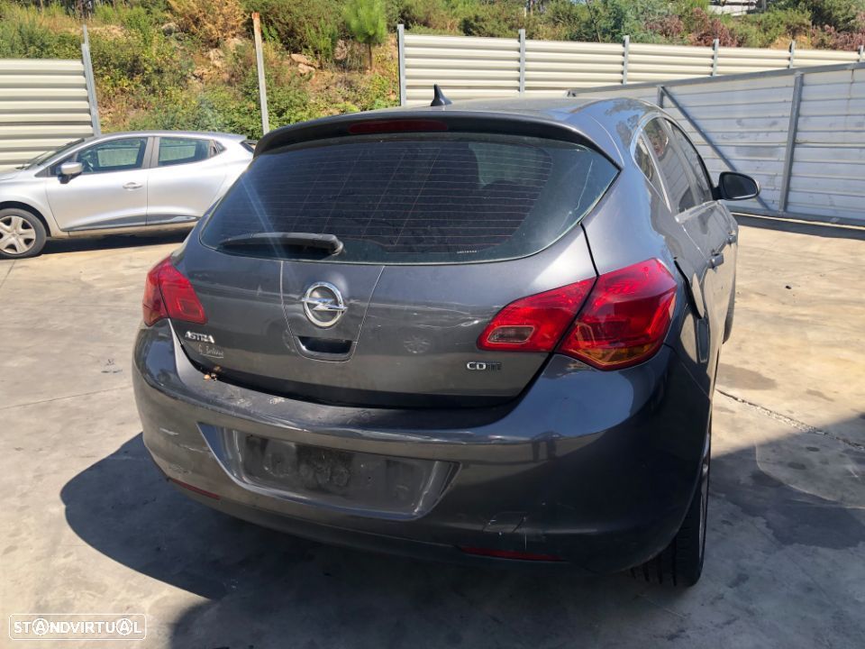 OPEL ASTRA J 1.7 CDTI 125 CV DE 2011 PARA PEÇAS - 4