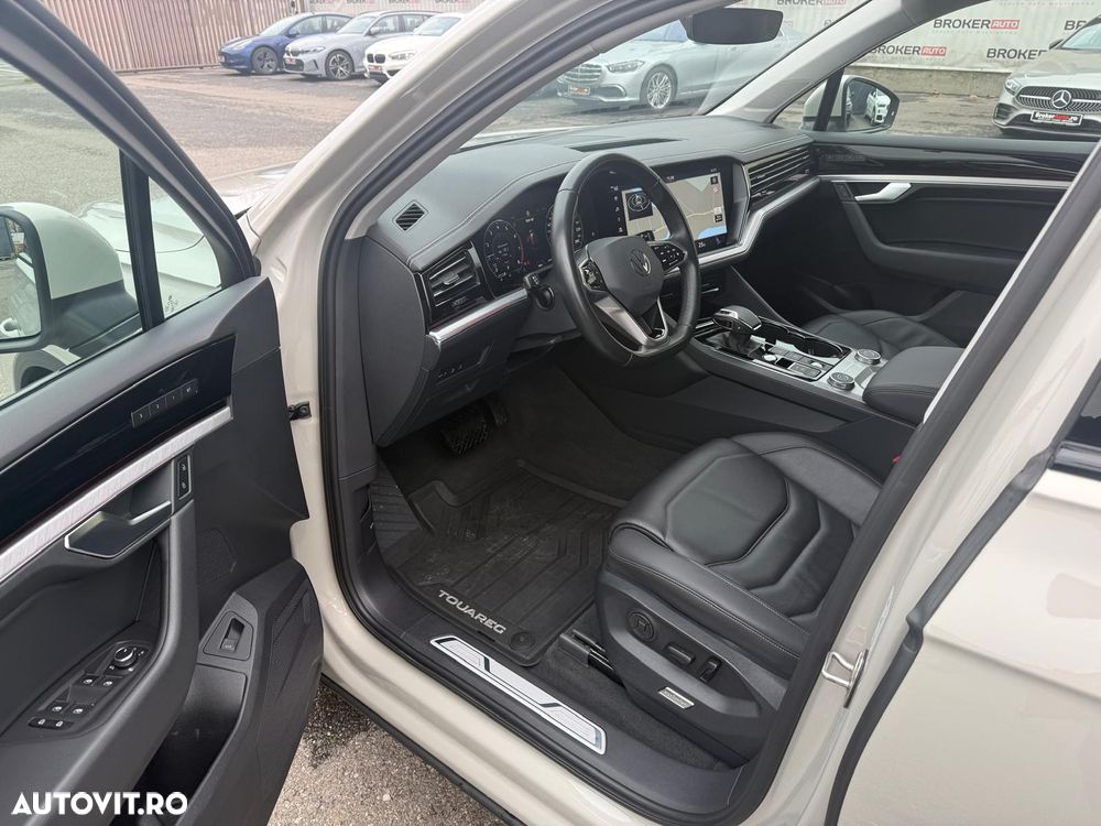 Volkswagen Touareg V6 TSI 4MOTION Elegance - 9